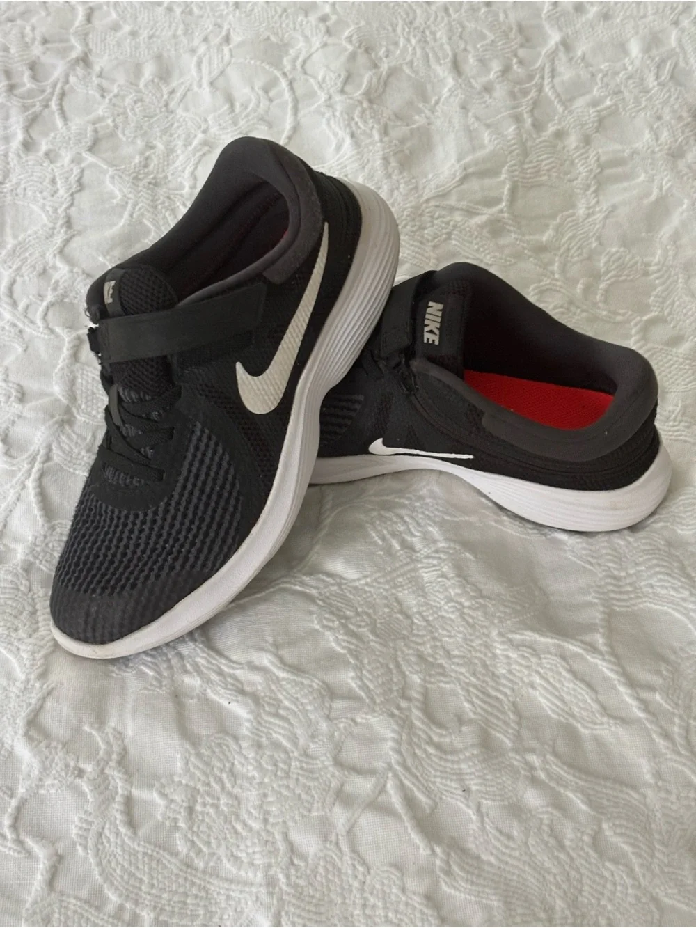 Nike Revolution 4 FlyEase Black and White Mesh Sneaker—Kids 5.5/Women’s 7